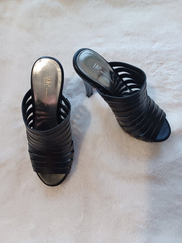 Like New Leather Shoes Size 6M, 4 Inch Heels